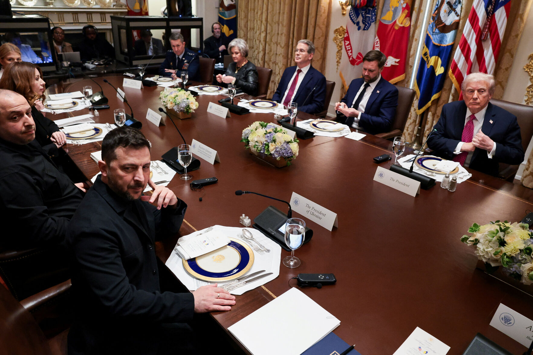Trump tells Zelenskyy he's reluctant to sell Ukraine Tomahawk missiles after warning Russia he might